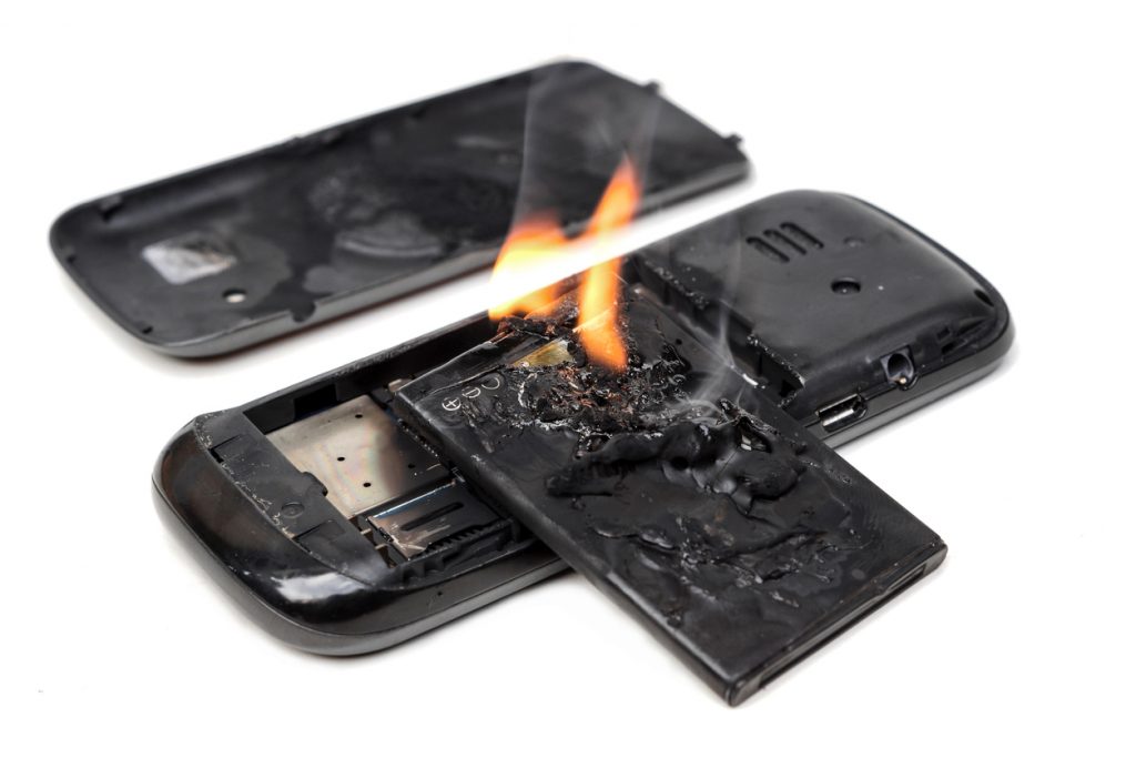 mobile phone rechargeable battery explodes and caught on fire due to overheating